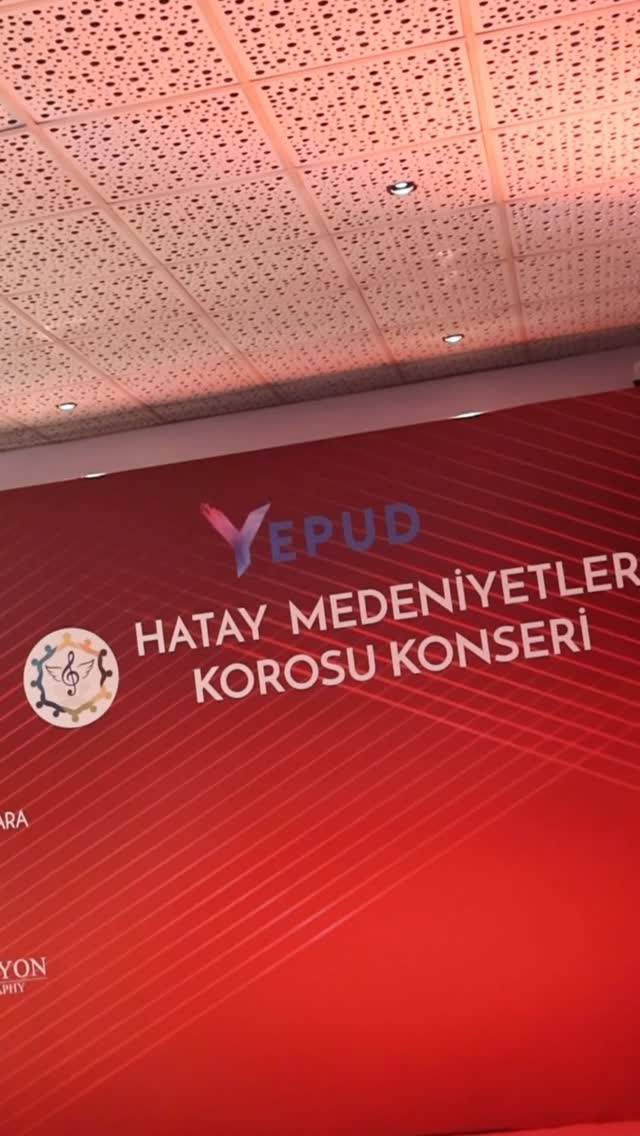 🤝 Anlamlı bir iş birliği!
Fotokabin Türkiye olarak YEPUD derneği ile birlikte keyifli ve bol gülümsemeli bir çalışma gerçekleştirdik.
Anı yakalayan kareler, enerjisi yüksek anlar ve unutulmaz hatıralar… ✨
Birlikte üretmeye ve anı biriktirmeye devam ediyoruz 📸
#FotokabinTürkiye #YEPUD #İşBirliği #Photobooth #Keşfet